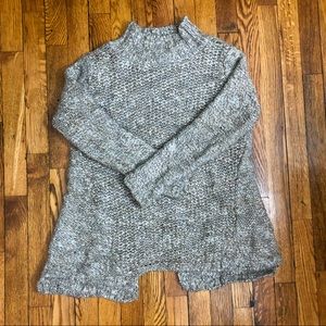 Zara | Long knit sweater with slit in back